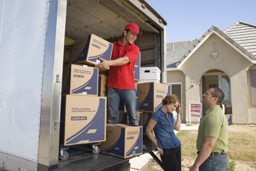 Reliable Greenford man with van solution for everyday moving needs