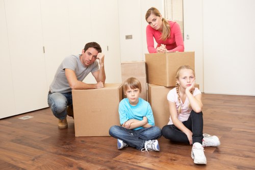 Commercial and residential moving van support in Greenford